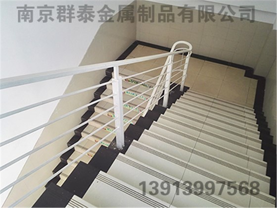 南京不銹鋼護(hù)欄
